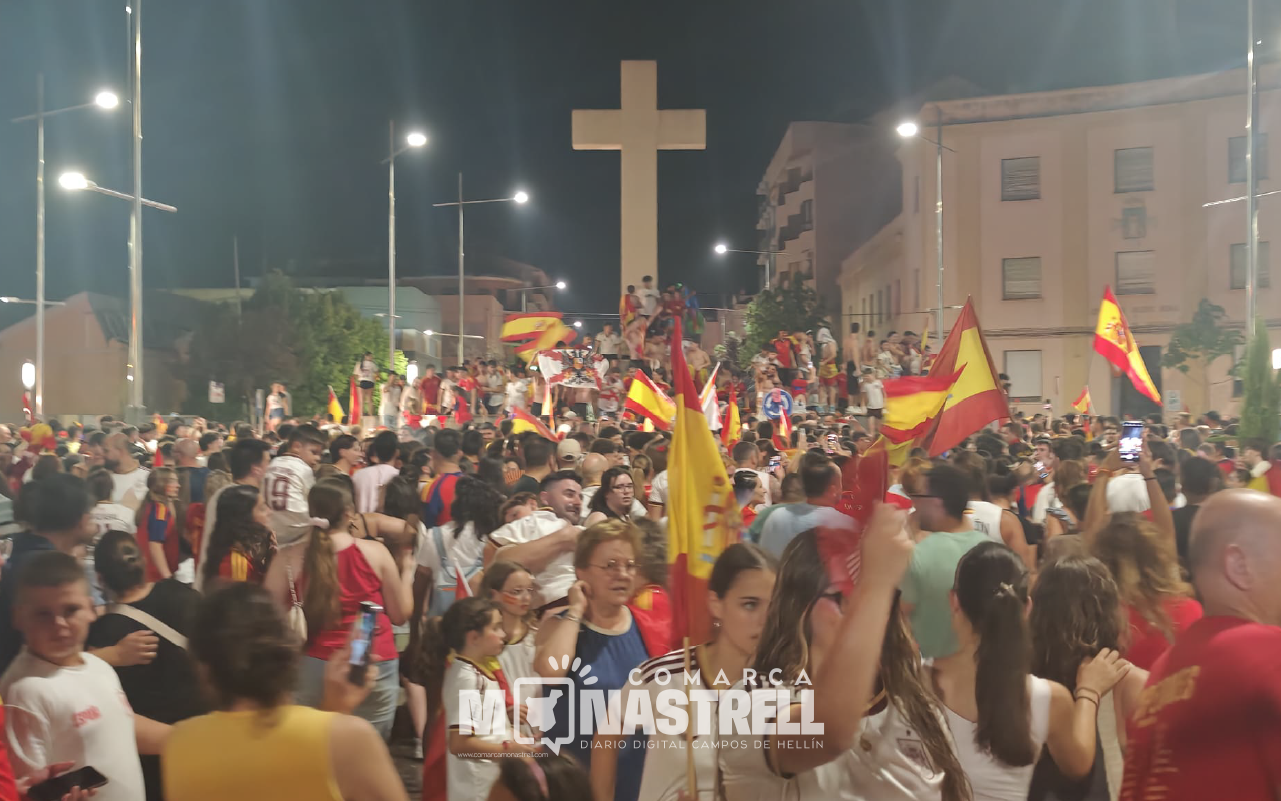 Hellín celebra España